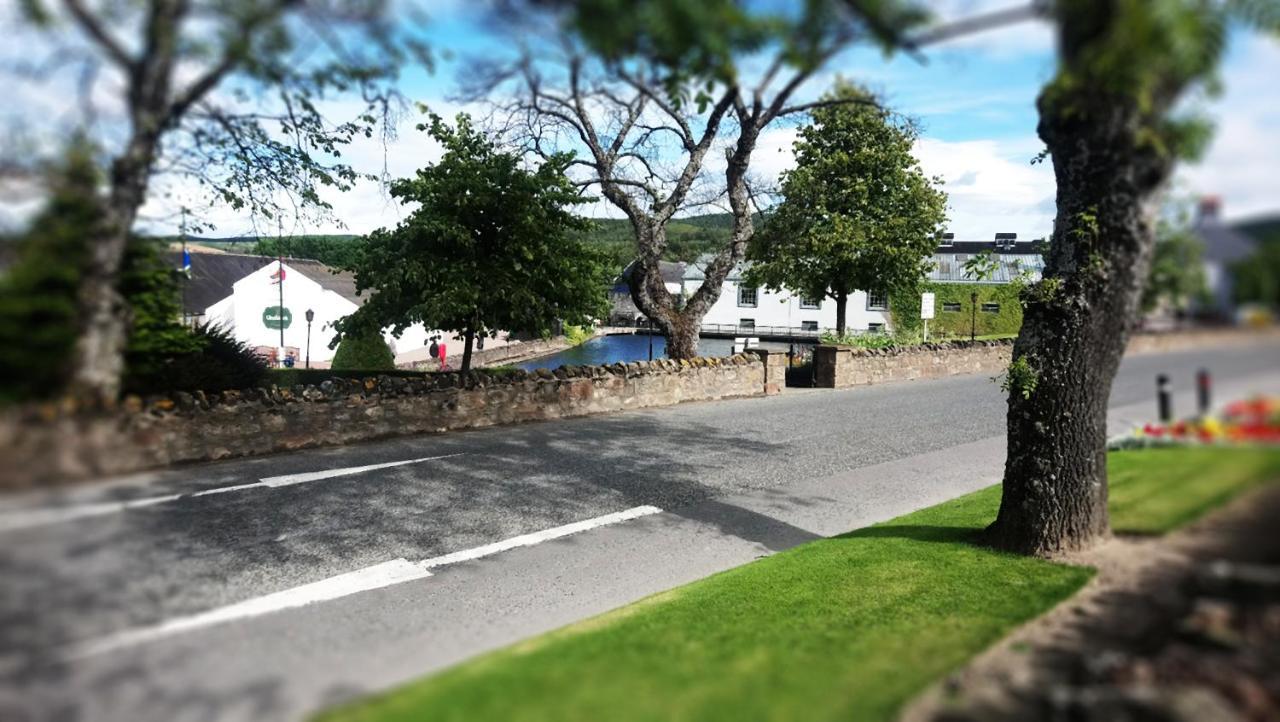 Little Robin B&B Dufftown Extérieur photo
